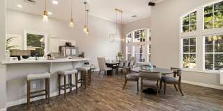 Sterling Oaks Luxury Apartments Gallery 8