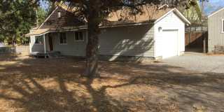 Westside 3 Bedroom House, New Kitchen, Paint, Flooring  Appliances, Attached Garage Gallery 1