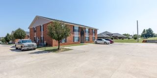 Buffalo Creek Apartment Homes Gallery 1