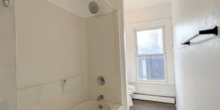 102 Elm Street Gallery 17