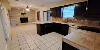 4BR/3BA Updated Home Gallery 7