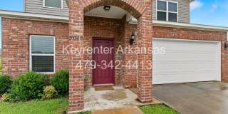 Beautiful home Located in desirable west Fayetteville neighborhood with playground Gallery 5