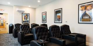 Huntington Exchange Dover Gallery 35