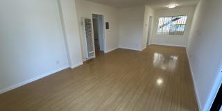 223 E BURBANK BLVDAPT 202 Gallery 1