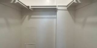 Tarzana Five Apartments Gallery 86
