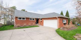 Updated Beachwood Ranch with Stunning Kitchen & Expansive Living Spaces Gallery 1