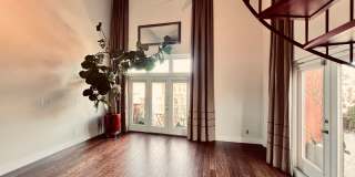 Renovated Uptown District Top Floor Condo in the Hillcrest Gallery 9