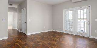 Marshall Square Apartments Gallery 6