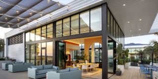 Intro Burbank Gallery 4