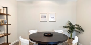 The Reserve at Warner Center Gallery 5