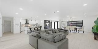9935 Ramblewood Dr Gallery 10