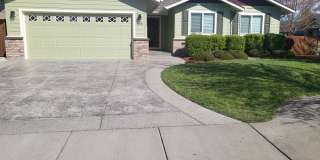 3 bed 2 bath Home for Rent in Grants Pass Gallery 1