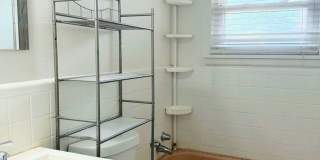 Adorable, Unique, and Roomy 3/2 Close to Tech! Move in Special Half off First Month! Gallery 14