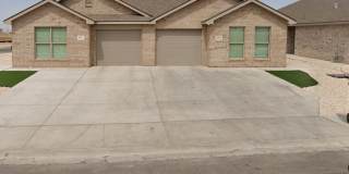 Available NOW! 3/2/1 Town Home Gallery 1