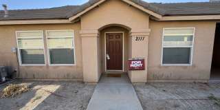 Charming apartment home located on Bella Oaks Drive! Available Now! Gallery 1