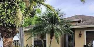 2241 NW 3rd Street Gallery 1