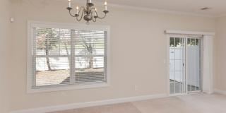 3BR 2.5BA Townhome in Pennington Square ~ Minutes to Fort Jackson, the VA hospital, USC Medical School, and I-77! Gallery 15