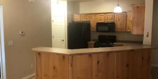 Wonderful 3 bed / 2 bath Condo with a pool Gallery 4