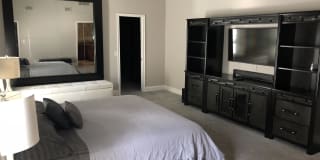 5640 Masters Boulevard Gallery 1