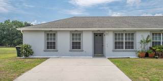 MOVE IN SPECIAL- Spacious 3/2 Duplex in St. Cloud Located Close to Lakefront Gallery 1