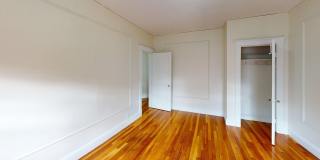 Nice 2 bed split Gallery 13