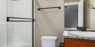 Garage, Backyard, 3 Bedroom - Now Leasing Gallery 18
