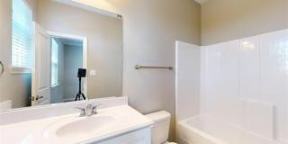2019 Harvey Mitchell Parkway S Gallery 27