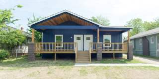 1231 North Main Street - A Gallery 1