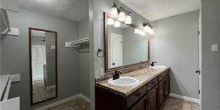 4123 Crenshaw Drive Gallery 27