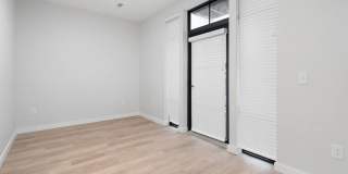 Crossline Gallery 52