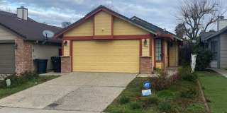 A Must See Roseville 3 Bedroom, 2 bath Home A Must See Roseville 3 Bedroom, 2 bath Home Gallery 1