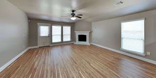 3 Bedroom 2 bathroom with Study in Yukon Schools Gallery 6