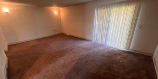 3 Bd Townhome Gallery 38