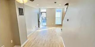 1599 Retreat Street Gallery 5
