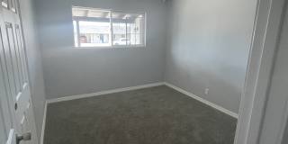 4102 W Rose Ln Gallery 10