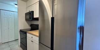 $0 DEPOSIT OPTION. STUNNING 2BED/1BATH CONDO IN HIGHLINE MEADOWS Gallery 8