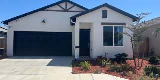 3-bedroom, 2-bath home in Lemoore, CA Gallery 1