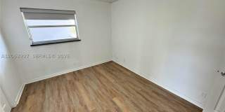 1400 NE 57th St Gallery 7