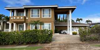 Single Family Executive Style Home in Gated Community Gallery 1