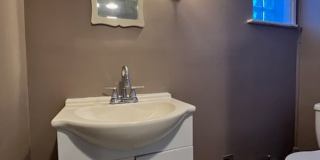 3 Bedroom Home with Basement and yard Gallery 13