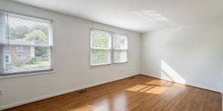8112 PARKDALE Court Gallery 14