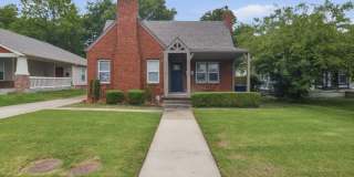 2606 East 7th Street Gallery 3
