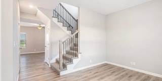 Gorgeous 4 Bedroom in Blue Springs, MO Gallery 4