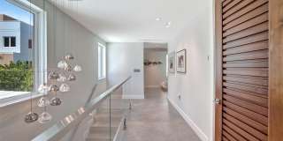 305 Oak St Gallery 71