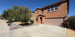 418 Paseo Roja Pl NE Gallery 1
