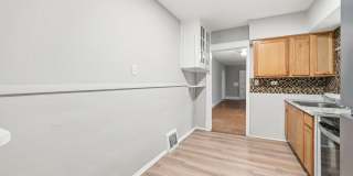 FOR RENT – 1965 Arlington Ave Gallery 18