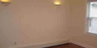 Nicely renovated 3 bed unit at an unbeatable price! Gallery 8