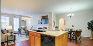 Modern Dublin Condo w/ Dual Suites & Resort-Style Amenities Modern Dublin Condo w/ Dual Suites & Resort-Style Amenities Gallery 8