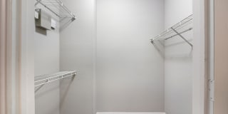 Hollister Place Gallery 5