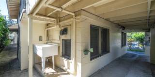 $2400 / 2 Bed / 1 Bath / 2 Parking IN KALIHI Gallery 13